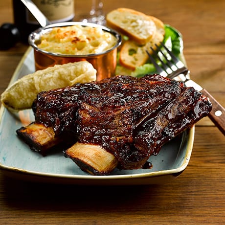 Three Cheese Mac with Smoked Rib of Beef Recipe | Bidfood