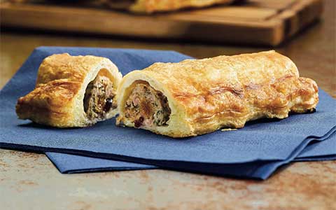 Sausage rolls with winter fruits - Bidfood