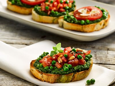 Pea pesto bruschetta