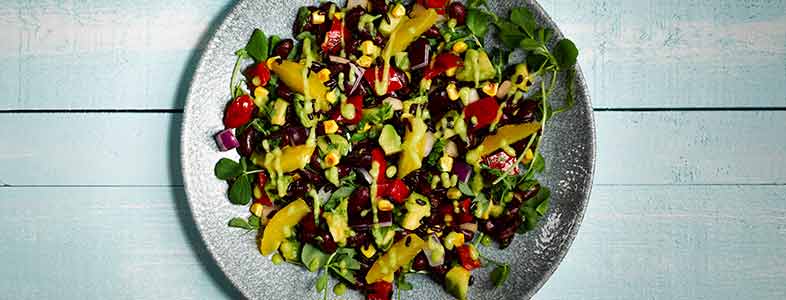 Spicy quinoa salad with orange dressing and seared corn - Bidfood