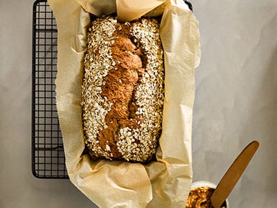 Banana & oat cake - Bidfood