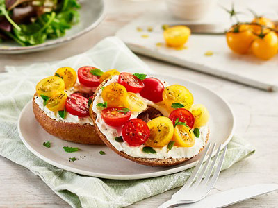 New York Bakery Co Philadelphia tomato bagel - Bidfood