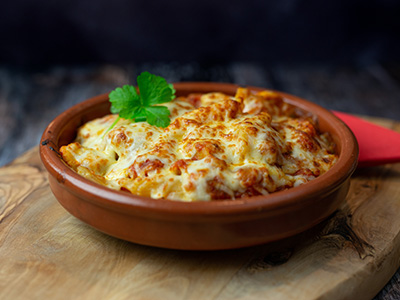Quick 'n’ easy Bolognese bake with Everyday Favourites grated Cheddar - Bidfood