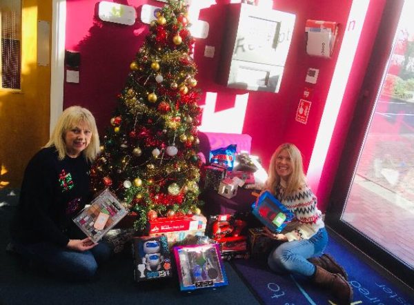Bidfood teams up with local foodbank to put a smile on children’s faces this Christmas