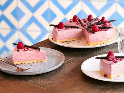 Yuzu ruby chocolate no-bake cheesecake - Bidfood