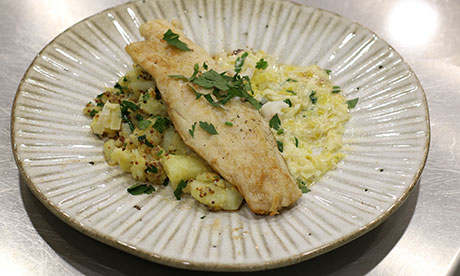 Pan roasted haddock, creamed leeks & course grain mustard crushed potatoes - Bidfood
