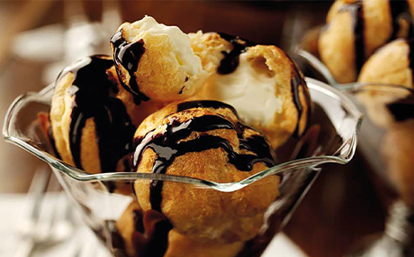 Everyday Favourites profiteroles with chocolate sauce