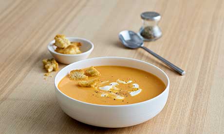 Honey roast squash and red pepper Philly soup with herbed croutons - Bidfood