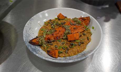 Burmese lime leaf and lemongrass coconut dhal with roast squash - Bidfood