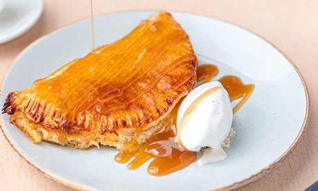 Apple, Caramel and Philadelphia Turnovers Recipe | Bidfood