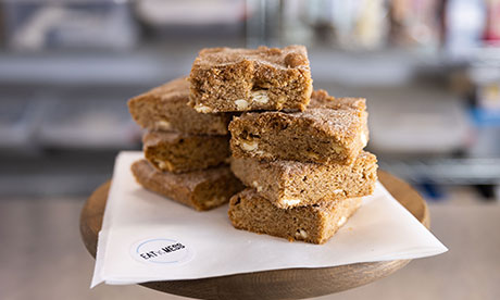 Callebaut Gluten free Snickerdoodle Blondies Recipe | Bidfood