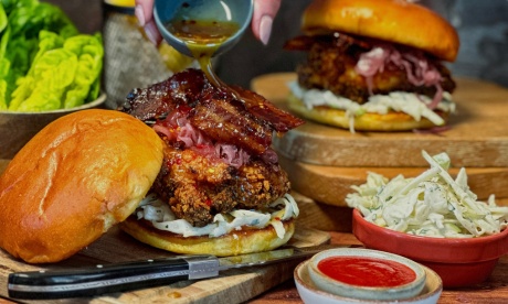Buttermilk chicken burger with hot honey drizzle | Bidfood recipe