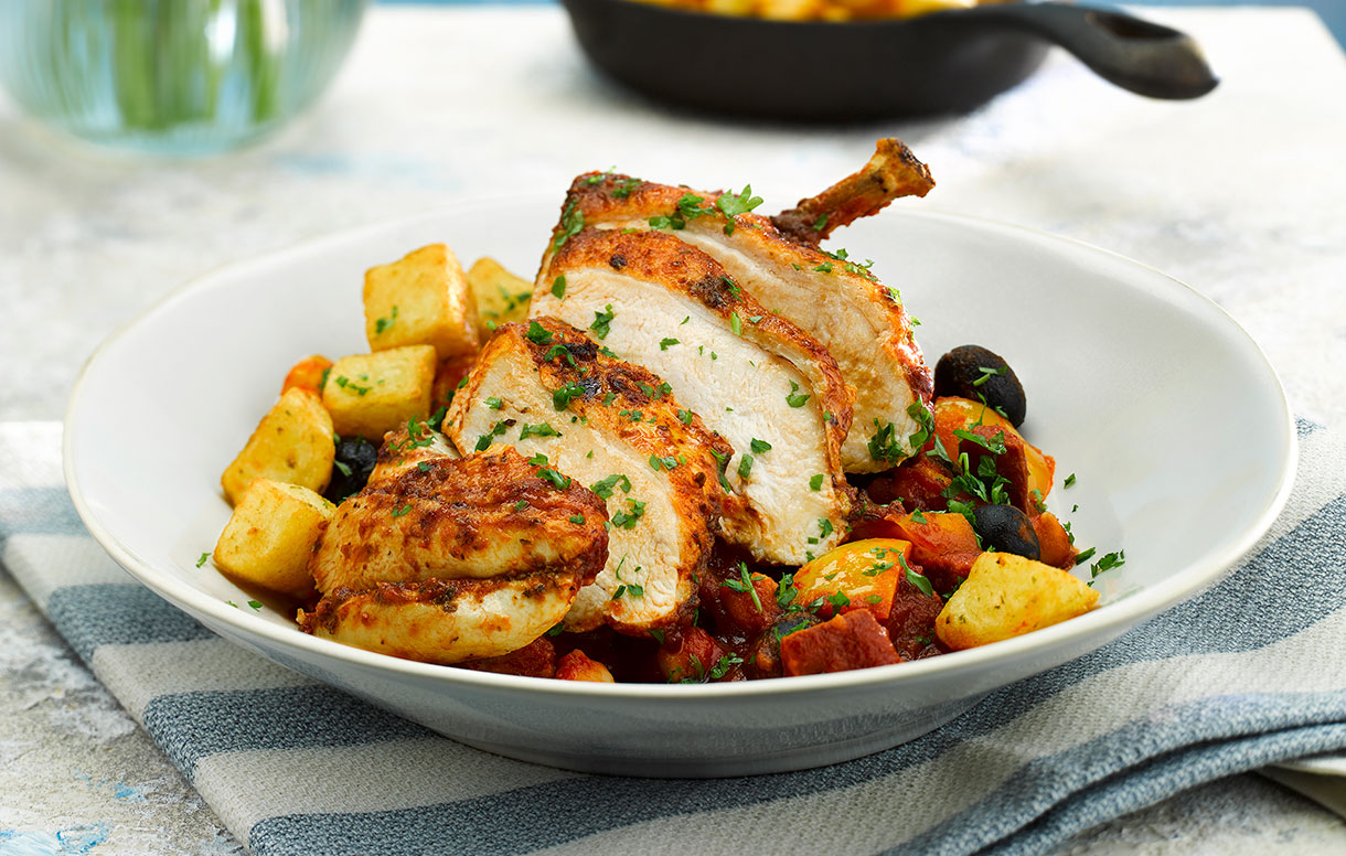 Spanish chicken stew with crispy potatoes - Bidfood