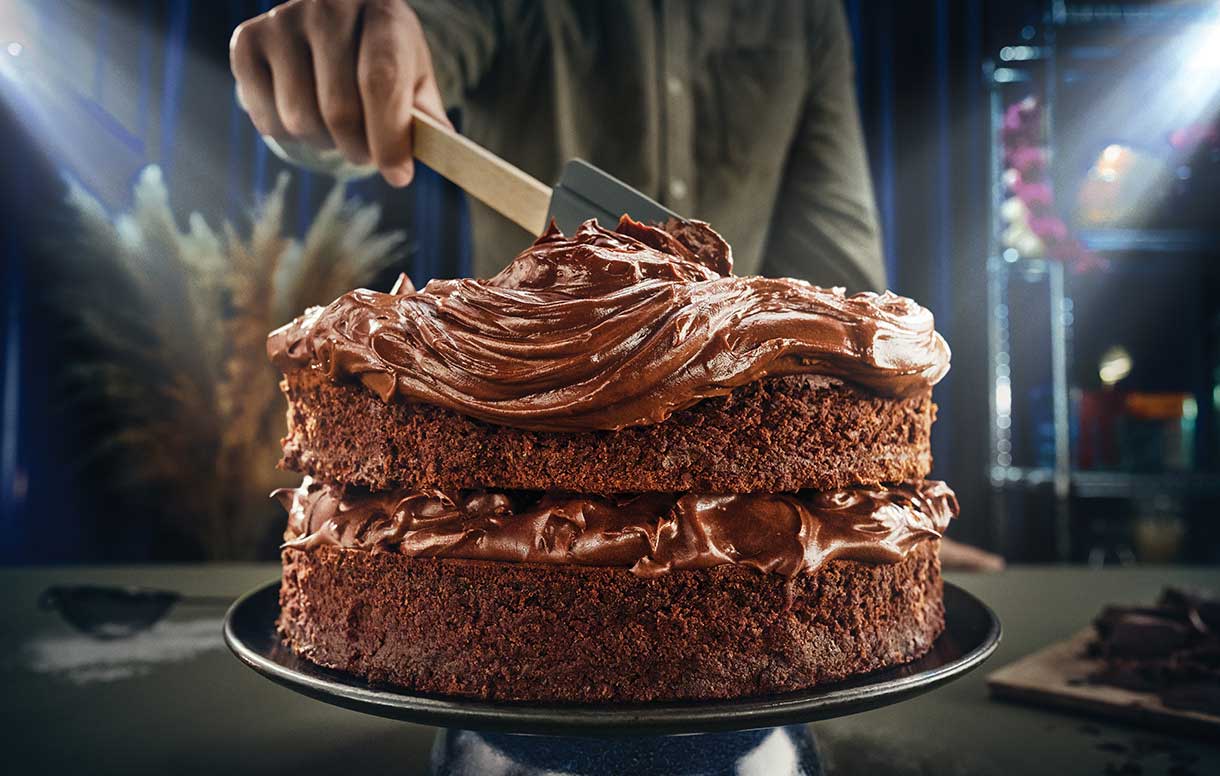 Lurpak chocolate cake - Bidfood