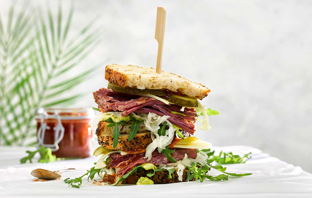 Saltbeef Americanstyle sandwich Bidfood