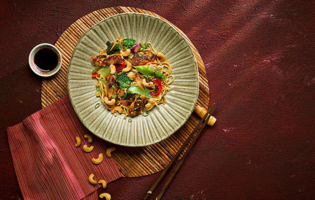 Chicken Chow Mein Recipe | Bidfood 