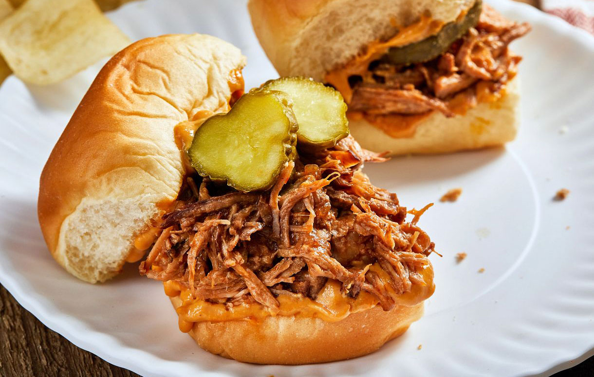 Franks South Carolina pulled pork buns - Bidfood